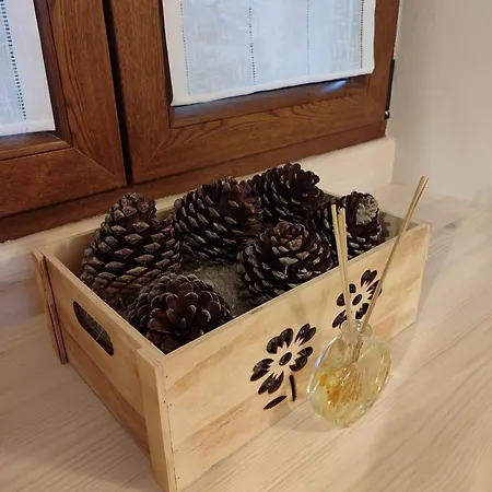 La Casina De De Cabrales Dentro Del Parque Nacional Picos De Europa * Tielve