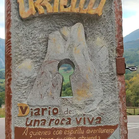 Holiday home La Casina De De Cabrales Dentro Del Parque Nacional Picos De Europa Tielve