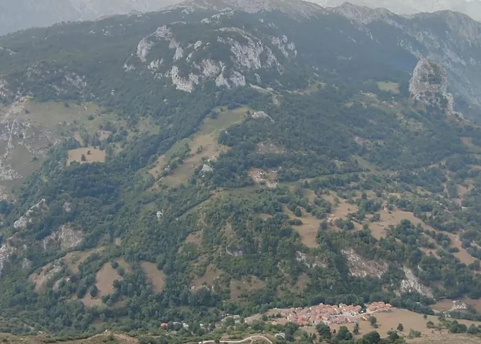 La Casina De De Cabrales Dentro Del Parque Nacional Picos De Europa Ferienhaus